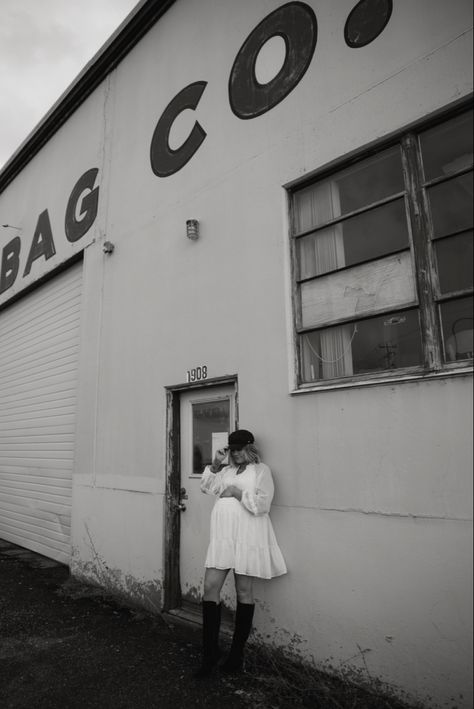 Downtown Maternity Shoot, Urban Maternity Shoot, City Maternity Shoot, Edgy Maternity Shoot, Photoshoot Downtown, Downtown Photoshoot, Bump Shoot, Pregnancy Pics, Maternity Photography Poses Pregnancy Pics