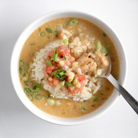 Cheesecake Factory White Chicken Chili, Chili Easy, Chili Crockpot, Chili Garlic Paste, Cheesecake Factory Recipes, Crockpot White Chicken Chili, White Chili Chicken Recipe, The Cheesecake Factory, Chicken Chili Recipe