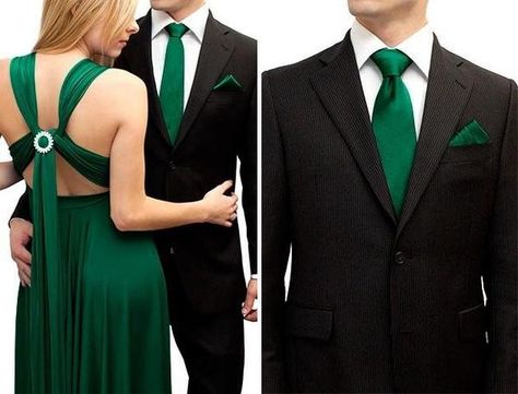 Suits To Match Emerald Green Dress, Square Staircase, Christmas Groomsmen, Emerald Bridesmaid Dresses, Costume Noir, Emerald Green Weddings, Wedding Suits Groom, Emerald Wedding, How To Fold