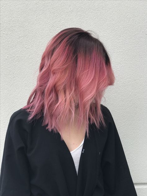 Dark roots pink hair Pink Hair With Roots Dark, Dark Roots Dyed Hair, Pink Hair With Natural Roots, Dyed Hair Not Roots, Rose Gold Hair Black Roots, Black Roots Pink End, Black Roots And Pink Hair, Pink With Dark Roots, Pink Hair Dark Eyebrows