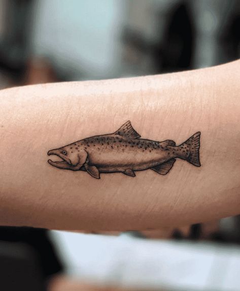 Salmon Fish Tattoo Design Images (Salmon Fish Ink Design Ideas) Fish Tattoo Salmon, Coho Salmon Tattoo, Forearm Fish Tattoo, Chinook Salmon Tattoo, King Salmon Tattoo, Small Salmon Tattoo, Sockeye Salmon Tattoo, Salmon Tattoo Simple, Salmon Tattoo Design