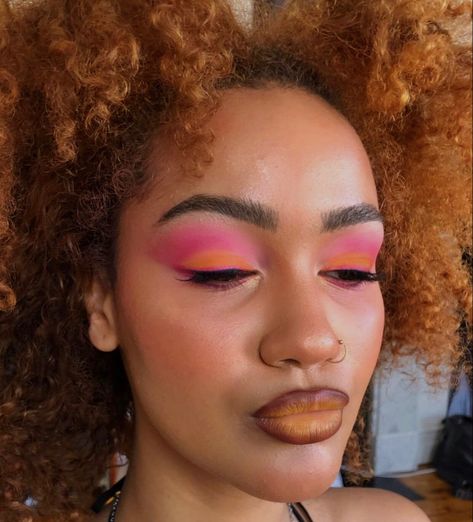 Pink Sunset Eyeshadow Looks, Sunset Eyeshadow Looks, Pink And Orange Makeup, Sunset Makeup Looks, Sunset Eyeshadow, Sunset Makeup, Makeup Challenge, Orange Eyeshadow, Orange Makeup