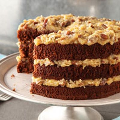 A decadent German chocolate cake. One of my husband’s favorites that he has requested multiple times! I like to spread the frosting on the sides too. Original German Chocolate Cake Recipe, Bakers German Chocolate Cake, German Chocolate Cake Frosting, Homemade German Chocolate Cake, Chocolate Cake Frosting, German Chocolate Cake Recipe, Coconut Pecan Frosting, German Cake, Bakers Chocolate