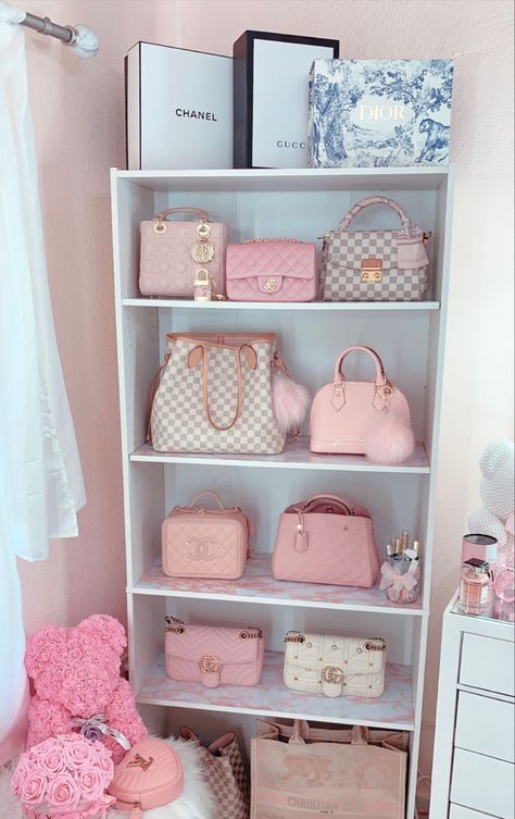 DIY purse display