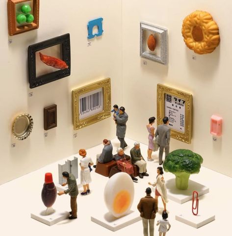 20+ Stunning Inspirational Dioramas | Geeks Tanaka Tatsuya, Antique Work Table, Tatsuya Tanaka, Miniature Calendar, Miniature People, Miniature Photography, Super Market, Cute Couple Gifts, Tiny World