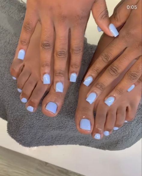 Matching Nail And Toe Sets Spring, Baby Blue Toe Nails Ideas, Light Blue Pedicure Ideas, Blue Summer Toe Nails, Baby Blue Nails Black Women, Blue Nails And Toes Matching, Sky Blue Toe Nails, Mail And Toe Matching Set, Spring Nails And Toes Matching