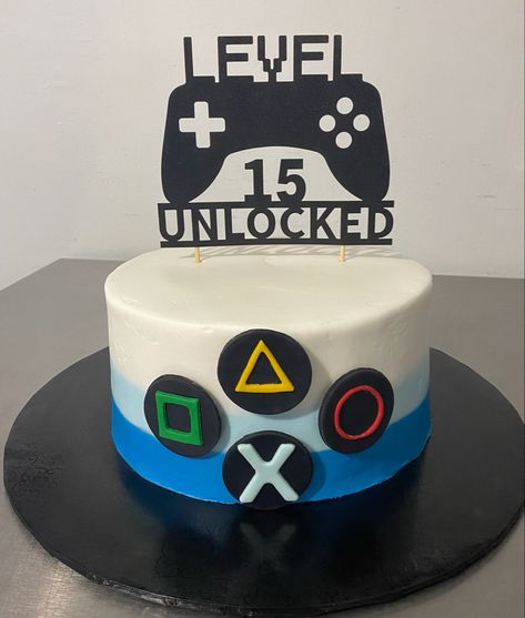 Game Remote Cake, Playstation Cakes For Boys, Cake For 14th Birthday Boy, Game On Birthday Cake, Ps5 Cake Ideas, Cake For 16th Birthday Boy, Playstation Birthday Cake, Gamer Cakes For Boys, Playstation Cake Ideas