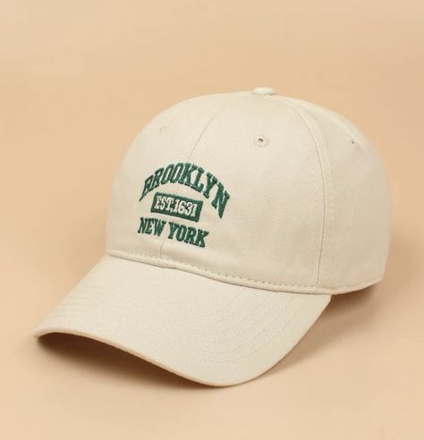 Branded Hats For Women, Hats With Embroidery, Trendy Caps, Beige Hat, Overalls Men, Embroidery Baseball, Vintage Baseball Caps, Stylish Caps, Casual Denim Pants