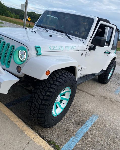 Colorful Jeep Wrangler, White Jeep With Green Accents, White And Teal Jeep Wrangler, White Jeep Wrangler With Teal Accents, White Jeep With Purple Accents, White Jeep With Teal Accents, Jeep Color Ideas, Light Blue Jeep Wrangler, White Jeep Wrangler Aesthetic