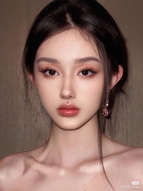 Graduation Look Makeup, Bride Makeup Asian, Makeup Ala Korea, Makeup Asia, Makeup Skills, Asian Makeup Looks, Light Makeup Looks, Sparkly Makeup, Makeup Pengantin