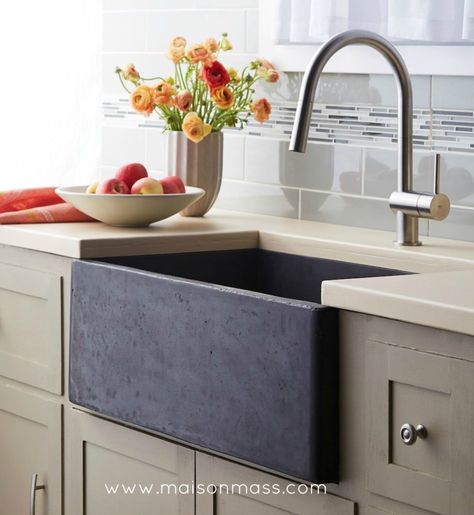 10 Charming Farmhouse Features • Maison Mass Concrete Farmhouse Sink, Concrete Kitchen Sink, Concrete Farmhouse, Farmers Sink, Single Basin Kitchen Sink, Apron Front Kitchen Sink, Apron Sink Kitchen, Apron Front Sink, Apron Sink