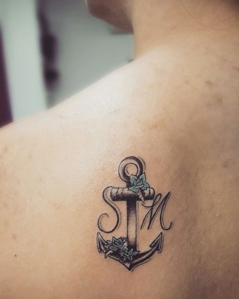 Old School Small Tattoo, Tattoos Anchor, Marine Tattoos, Anker Tattoo Design, Tattoos Placement, Tattoos Owl, Tattoos Feather, Placement Tattoo, Small Anchor Tattoos