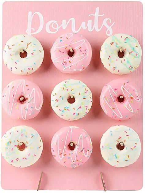 Wedding Shower Brunch Ideas, Doughnut Board, Shower Brunch Ideas, Bear Donut, Donut Party Supplies, Donut Theme Party, Donut Decorating Ideas, Wedding Shower Brunch, Fancy Donuts