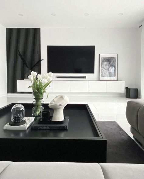 Condo Living Room, Black And White Living Room, Living Room Decor Gray, Apartment Living Room Design, Black Living Room, Ideas Room, Home Design Living Room, White Living, Living Room Decor Cozy