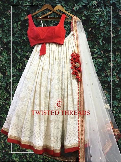 White And Red Lehenga, Red And White Lehenga, Chikankari Lehenga, White Lehenga, Indian Outfits Lehenga, Lehnga Dress, Indian Gowns Dresses, Indian Lehenga, Party Wear Lehenga