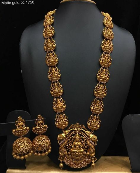 #lakshmijewelry #jewelrysets ​ @crossstitchembraidedpatter5980 Newest Gorgeous Lakshmi Jewelry Sets Designs Five Fingers Mehndi Designs || Easy Full Fingers Back Hand Mehndi Designs https://youtu.be/GKaufy8D00w my website free patterns http://www.patternrobe.com/ for online shopping https://coste.pk/ Welcome To" YouTube Chancel In This Chancel You Will Get All Type Of Trending Fashion Videos Hope You Like It ,If You Do Please Like MY Videos And Share My Videos If Your Friend And Family Nagasu Gold Jewellery, Temple Jewelry Necklace Jewellery Designs, Nakashi Jewellery Indian Jewelry, Antique Necklace Gold Indian Temple Jewellery, Temple Jewelry Necklace Antique Gold, Temple Design Jewellery, Gold Temple Jewellery Necklace Set, Kitty Set Gold, Temple Jewellery Haram