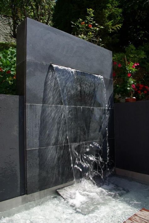 cascade Water Cascade Wall, Bedroom Waterfall, Interior Design For Bedroom, Wall Waterfall, Patio Water Feature, Indoor Waterfall Fountain, Fountain Indoor, Garden Gates And Fencing, Faux Stone Walls