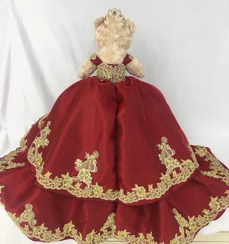 Quinceanera Bear, Red Quinceanera Theme, Quinceanera Teddy Bear, Teddy Bear Dress, Quince Stuff, Red Quince, Damas Dresses, Bear Dress, Quinceanera Decorations