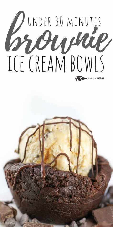 Brownie Bowls For Ice Cream, Brownie And Ice Cream Dessert, Cookie Bowls For Ice Cream, Brownies With Ice Cream, Sjokolade Koek, Cloud Dessert, Brownie Bowl, Brownie Bowls, Cookie Bowls