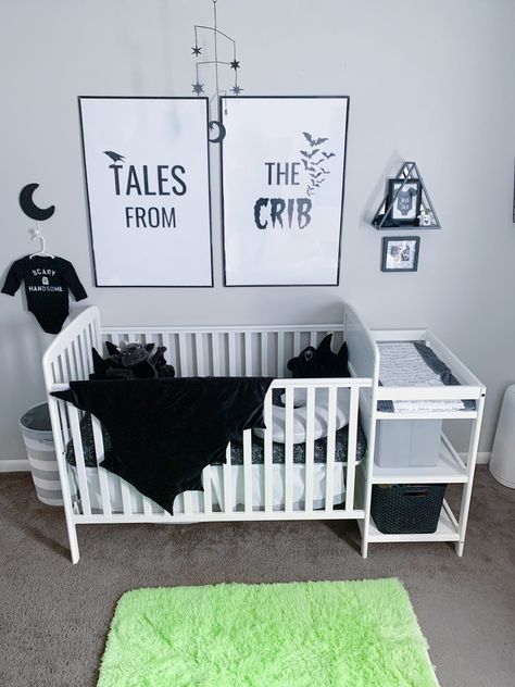 Gothic Baby Nursery, Spooky Nursery, Gothic Nursery, Gothic Baby, Nursery Boy, Goth Baby, Baby Room Themes, Baby Bats, Dark Home Decor