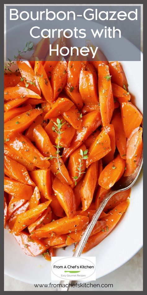 Bourbon Glazed Carrots, Carrots With Honey, Honey Carrots, Carrots Side Dish, Glazed Carrots Recipe, Honey Glazed Carrots, Vegetable Side Dishes Recipes, Glazed Carrots, Holiday Meal