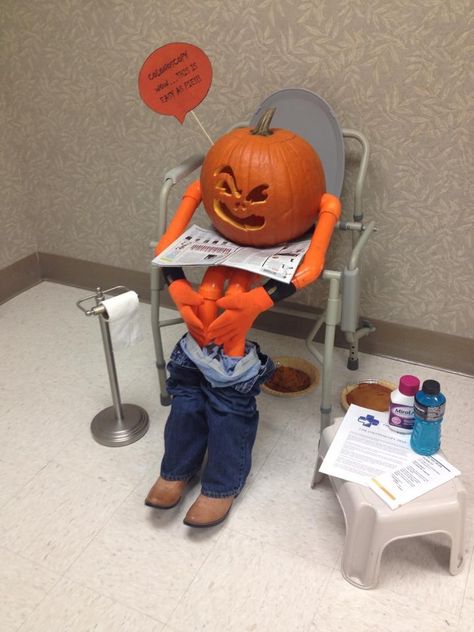 Medical Themed Pumpkins, Surgical Pumpkin Ideas, Pumpkin Carving Ideas Medical, Nurse Pumpkin Carving, Medical Pumpkin Carving Ideas, Pharmacy Pumpkin, Hospital Pumpkin Contest Ideas, Scarecrows Ideas, Pumpkin Decorating Contest