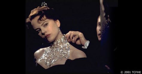 Satine Moulin Rouge, Black Elegance, Feminine Aesthetic, Nicole Kidman, Vintage Glamour, Hollywood Glamour, Old Hollywood, A Black, Tiara