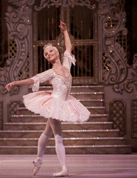 Sugarplum Fairy Aesthetic, Sugar Plum Fairy Aesthetic, Sugar Plum Fairy Ballet, Sugar Plum Fairy Costume, Sugar Plum Fairy Nutcracker, Francesca Hayward, Sugarplum Fairy, Nutcracker Costumes, Ballet Aesthetic