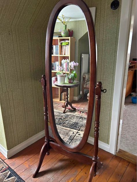 Vintage Standing Mirror Aesthetic, Vintage Full Body Mirror, Full Body Mirror, Dream Cottage, Bedroom Mirror, Standing Mirror, Full Length Mirror, Bedroom Set, Dream House Decor