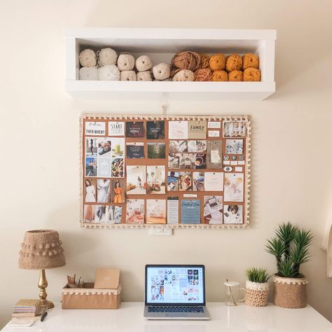 HOW TO CREATE A VISION BOARD? – Topknotch Aesthetic Cork Board, Wall Vision Board, Corkboard Decor, Cork Board Ideas For Bedroom, Vision Board Ideas Inspiration, Pinboard Ideas, Pin Board Ideas, Vision Board Journal, Creative Vision Boards