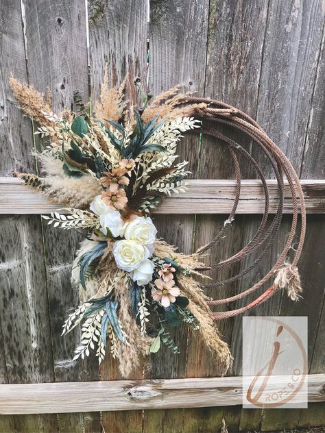 Rope Wreaths — jamesonropeco.com Modern Farmhouse Floral Decor, Rope With Flowers, Laso Rope Wreath, Country Wreaths For Front Door, Western Lasso Wreath, Western Wreaths For Front Door Rustic, Rope Crafts Diy Wall Hangings, Lasso Rope Wreath, Lasso Wreath Diy