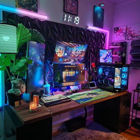 Raj | Content Creator (@rurounni) • Instagram photos and videos Gaming Setup Dark, Gaming Setup Cute, Content Creator Room, Cute Desk Setup, Aesthetic Gaming Setup, Dark Hero, Aesthetic Gaming, Gamer Bedroom, Setup Gamer