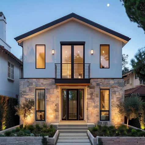 Chic Home Exterior, Texture Exploration, Coastal Home Exterior, American Home Design, Terrace House Exterior, Home Exterior Design Ideas, Home Exterior Ideas, Kim House, Home Exterior Design