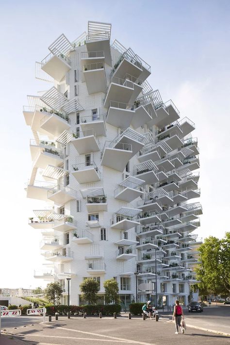 sou fujimoto's 'white tree' in montpellier photographed by nils koenning Sou Fujimoto Architecture, Sou Fujimoto House, Box Architecture, Urban Design Architecture, Sou Fujimoto, Types Of Architecture, Apartment Architecture, Amazing Buildings, High Rise Building