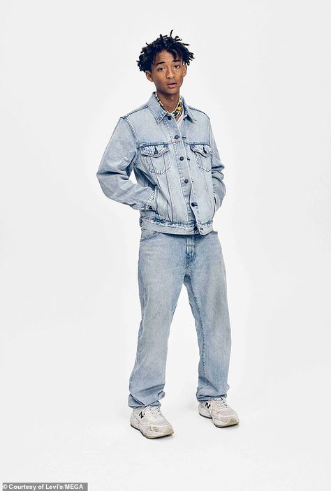 Denim For Men Outfit, Male Denim Outfit, All Denim Mens Outfit, Mens All Denim Outfits, Denim On Denim Men Outfits, Levi Campaign, Model Pose Men, Levi’s Outfit, Denim On Denim Men