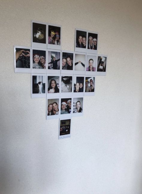 Poloroid Heart On Wall, Cute Ways To Display Polaroids, Ways To Put Pictures On Wall, Heart Made Out Of Pictures On Wall, Polaroid Craft Ideas, Wall Filler Ideas Bedroom, Heart Polaroid Wall, Polaroid Ideas Room Wall Decor, Polaroid Design Ideas