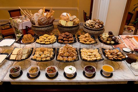 :) Breakfast Buffet Table, Hotel Breakfast Buffet, Grill Breakfast, Buffet Bar, Deco Buffet, Hotel Buffet, Brunch Bar, Hotel Breakfast, Breakfast Party