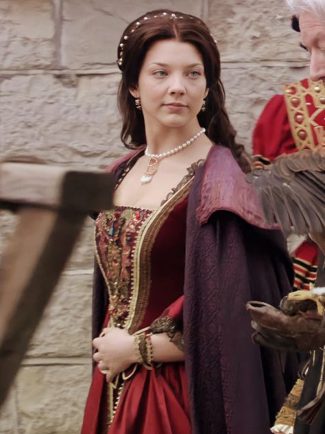 Anne Boleyn Natalie Dormer, Natalie Dormer Tudors, Natalia Dormer, Anne Boleyn The Tudors, Anne Boleyn Aesthetic, Natalie Dormer Anne Boleyn, The Tudors Costumes, The Tudors Tv Show, Tudor Series