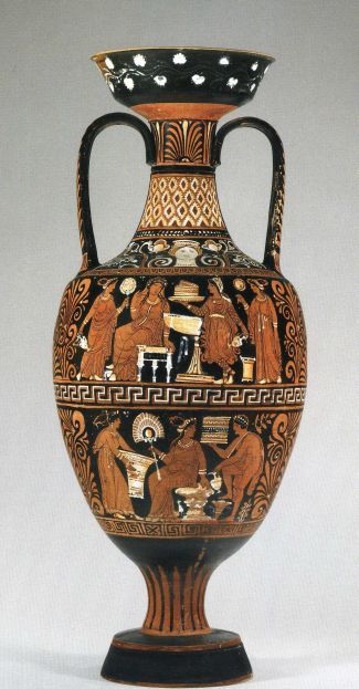 This piece of pottery is from around 340 BCE, it shows Italian pottery was quite larger than Greek pottery during the republic period. Ancient Vase, Ancient Greek Pottery, Roman Republic, Ancient Greek Art, Greek Pottery, Greek Vases, Rookwood Pottery, Grece Antique, Ancient Pottery