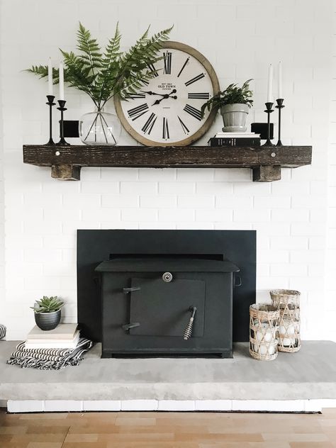 Decorate Large Fireplace Mantle, Over Chimney Decor, Fireplace Makeover Modern Farmhouse, Masculine Mantle Decor, Industrial Farmhouse Mantle Decor, Stone Fireplace Decor With Tv, Living Room Mantle Decor Modern, Classy Fireplace Decor, Fireplace Mantle Decor With Large Clock