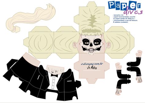 Gaga---http://rabiscopop.com.br/2011/03/boned-gaga/ Lady Gaga Doll, Lady Gaga Pictures, Paper Divas, Paper Toy, Born This Way, Paper Folding, Pop Singers, Little Monsters, 3d Paper