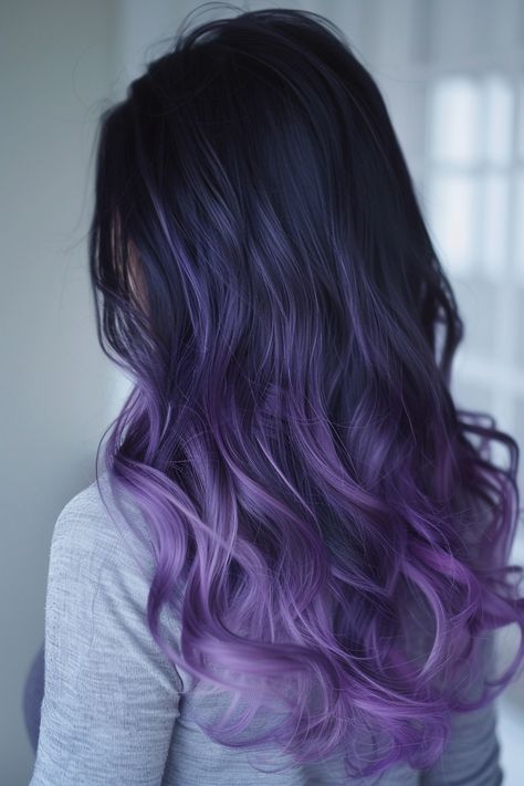 Purple Hair Highlights, Light Purple Hair, Purple Ombre Hair, Dark Purple Hair, Dyed Hair Purple, Bold Hair Color, Violet Hair, Dyed Hair Inspiration, Hair Dye Ideas