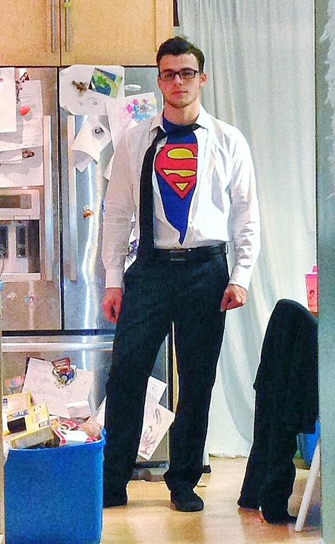 Mens Fancy Dress Costume, Men’s Villain Costume, Clark Kent Cosplay, Simple Super Hero Costumes, Superhero Costume Men, Clark Kent Outfit, Super Hero Costumes Male, Male Halloween Costumes Aesthetic, Halloween Costumes Men 2023