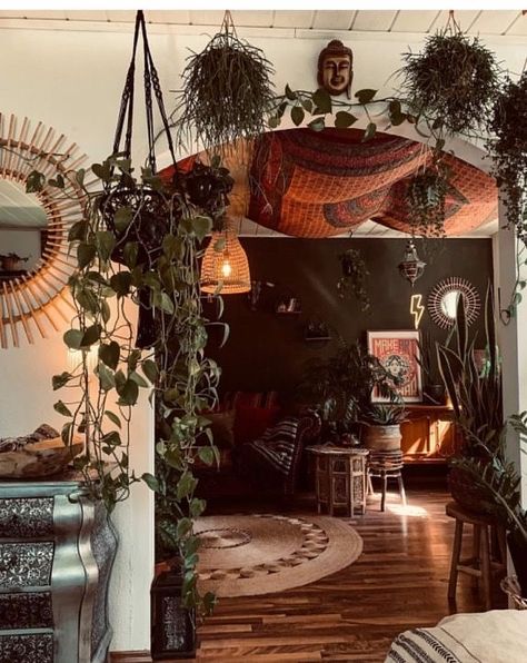 Cute Boho Apartment, Whimsical Gothic Living Room, Enchanted Cottage Decor, Dark Boho Salon, Gothic Decor Ideas, Dark Boho Apartment, Dark Boho Aesthetic, Goth Boho Decor, Moody Boho Living Room