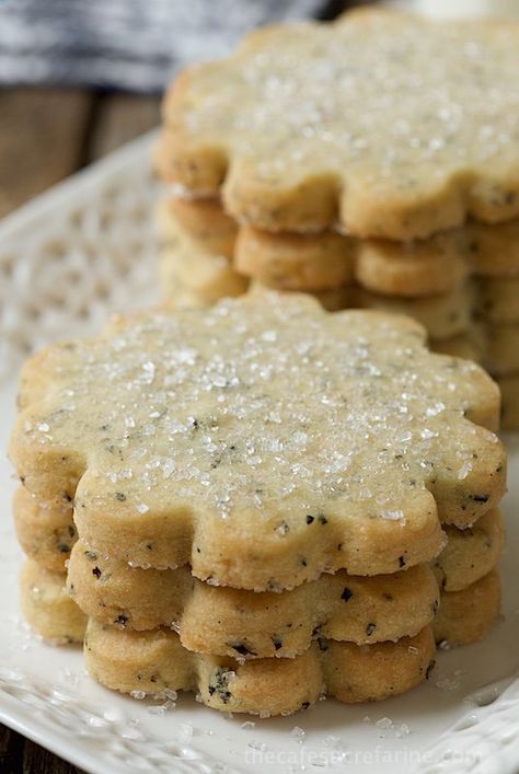 Melt In Your Mouth Shortbread, Vanilla Beans, Shortbread Recipes, Bar Recipes, Läcker Mat, Think Food, London Fog, Melt In Your Mouth, Secret Ingredient