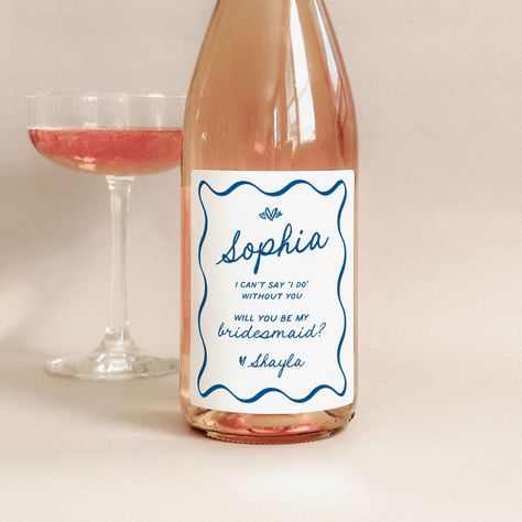 You said yes and now it's your turn to pop the question to your besties! Our custom bridesmaid wine and champagne labels are the perfect way to propose to your future bridesmaid, maid and matrons of honors, and other special people you want to be by your side on your wedding day. This unique design features a whimsical wavy border and handwriting text.  Personalized with the recipient's name and role plus the sign off of your choice.  ♥  LABEL DESIGN The label comes exactly as shown in the listi Bridesmaid Proposal Wine, Officiant Proposal, Bridesman Gifts, Bridesmaid Champagne, Bridesmaid Wine, Maid Of Honor Proposal, Ways To Propose, Champagne Bridesmaid, Champagne Label