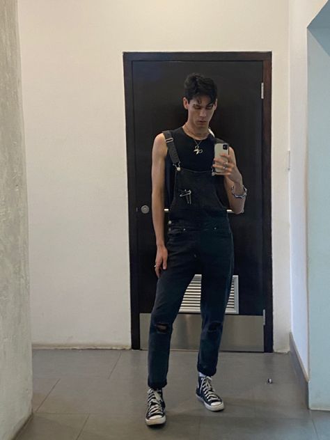 Safety Pin Converse Emo Androgyny Fashion Style Overalls Outfits Men, Overalls Outfit Men, Black Overalls Outfit, Androgyny Fashion, Punk Outfit, Overalls Outfits, Black Punks, Black Overalls, Punk Outfits