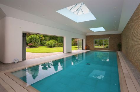 Small Indoor Pool, Indoor Pool House, Indoor Swimming Pool Design, Luxurious Mansion, Indoor Pool Design, Piscina Interior, Luxury Swimming Pools, Indoor Pools, Swimming Pool Tiles