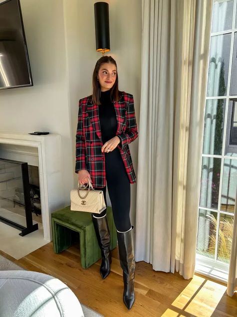 Tartan Plaid Blazer Outfit, Christmas Plaid Blazer Outfit, Red Plaid Blazer Outfit, Tartan Blazer Outfit, Plaid Blazer Outfit Women, Plaid Blazer Outfit, Tartan Blazer, Plaid Shirt Outfits, Party Outfits For Women