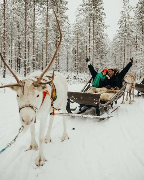 Couple Goals Pictures, Tromso Norway, Romantic Photo, Goals Couple, Lapland Finland, Engagement Photo Ideas, Couple Goals Teenagers, Goals Pictures, Romantic Photos